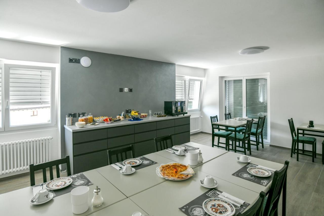 Motel Afia Cama Екстериор снимка